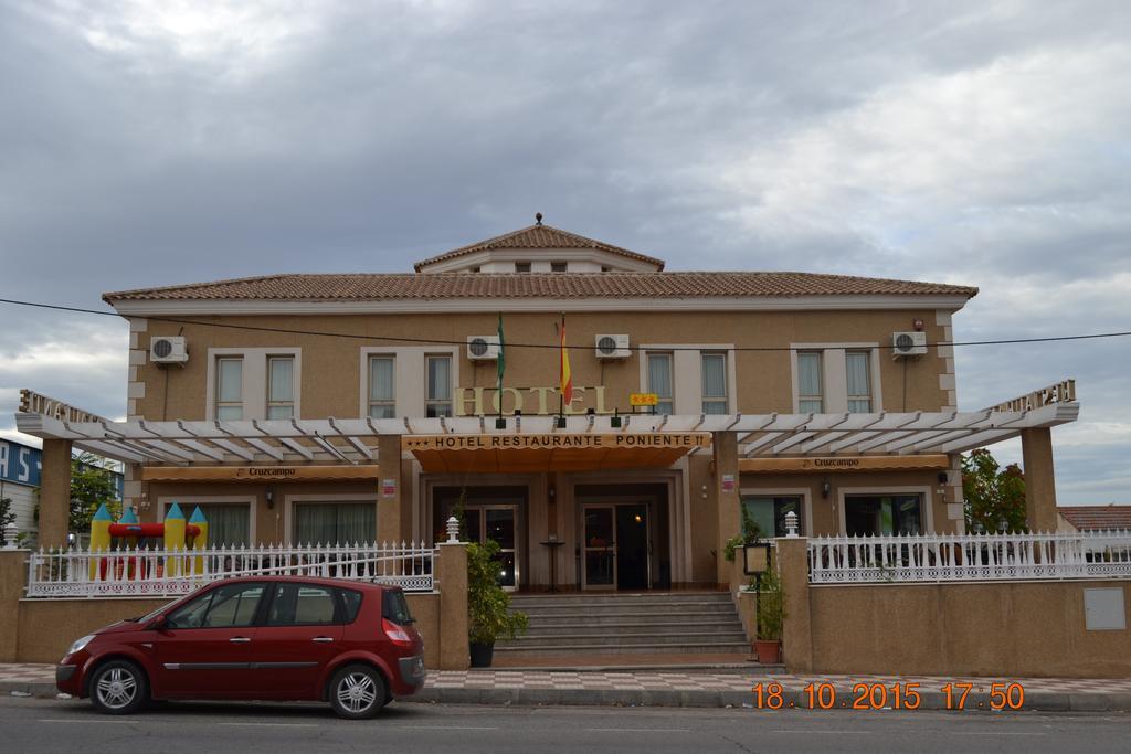 Hotel Poniente Moraleda De Zafayona Exteriér fotografie